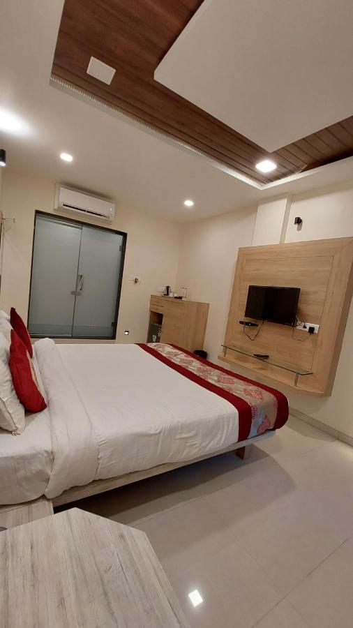 Hotel Onella Regency Panchgani Esterno foto