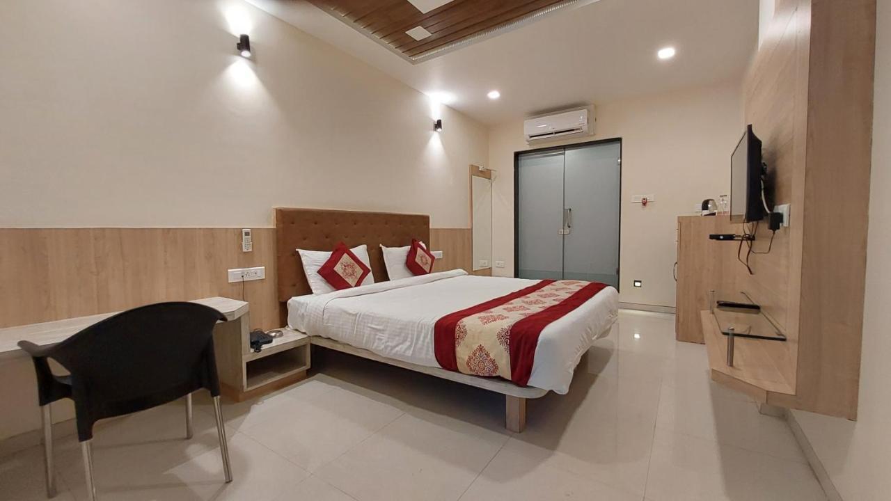 Hotel Onella Regency Panchgani Esterno foto