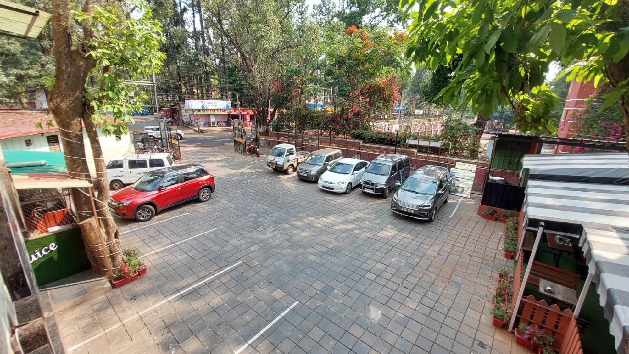 Hotel Onella Regency Panchgani Esterno foto